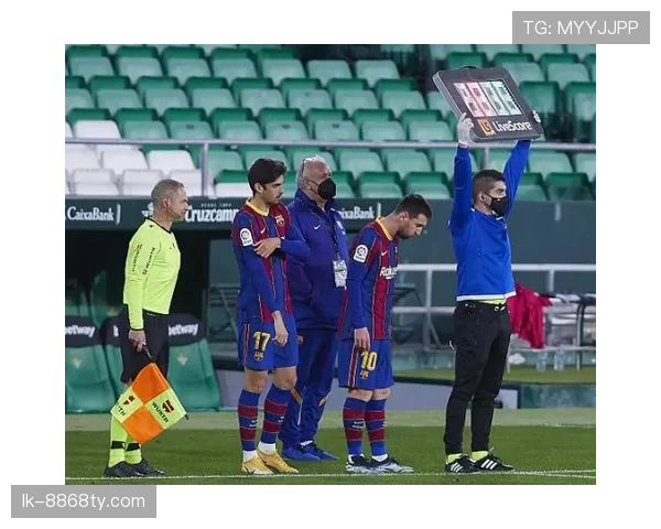 接管中场直塞撕开防线本赛季较上季转型为组织者