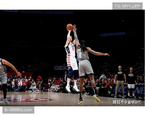 比尔突破效率提升明显，关键时刻得分拉开比赛差距